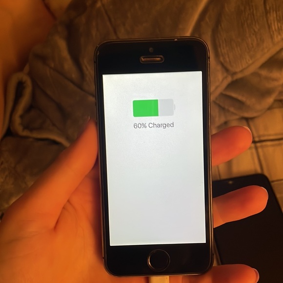 iPhone 5S - Picture 5 of 5